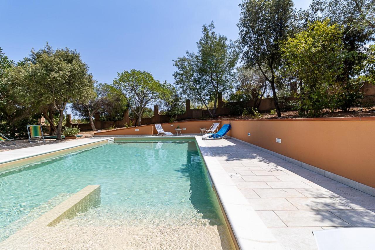 Villa Caterina La Maddalena  Extérieur photo
